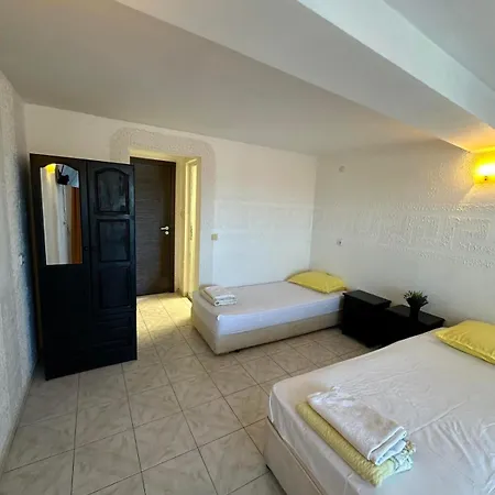 стил * Kiten (Burgas)